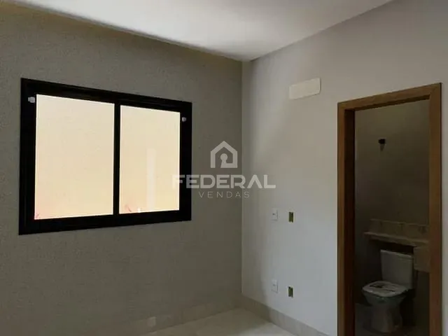 Casa com 350m² 3 quartos e 5 banheiros, à venda, no bairro Jardim Helvécia em Aparecida de Goiânia