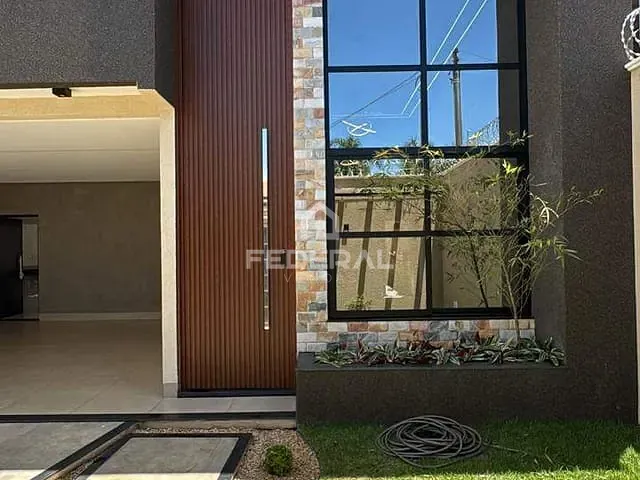 Casa com 350m² 3 quartos e 5 banheiros, à venda, no bairro Jardim Helvécia em Aparecida de Goiânia