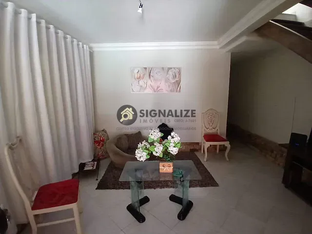 Casa com 360m² 4 quartos e 3 banheiros, à venda, no bairro Jardim Excelsior em Cabo Frio