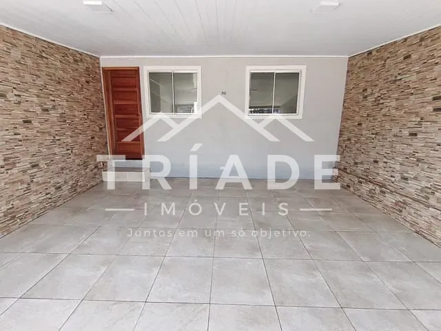 Casa 2 quartos e 1 banheiro, à venda, no bairro Passaúna em Araucária