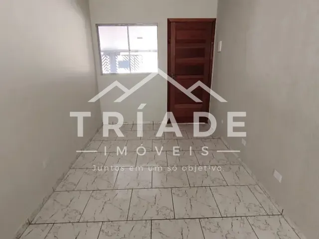Casa 2 quartos e 1 banheiro, à venda, no bairro Passaúna em Araucária
