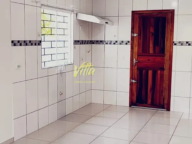 Casa 2 quartos e 1 banheiro, à venda, no bairro Campina da Barra em Araucária