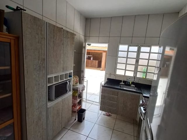 Casa com 200m² 2 quartos e 2 banheiros, à venda, no bairro Jardim das Acácias em São João da Boa Vista