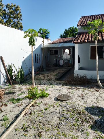 Casa 2 quartos e 2 banheiros, à venda, no bairro Jardim Mariléa em Rio das Ostras