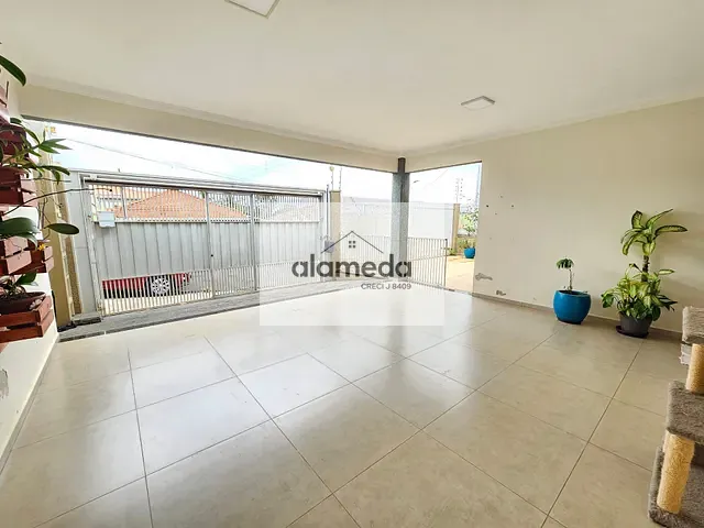 Casa 3 quartos e 4 banheiros, à venda, no bairro PARQUE BELA VISTA em Jacarezinho