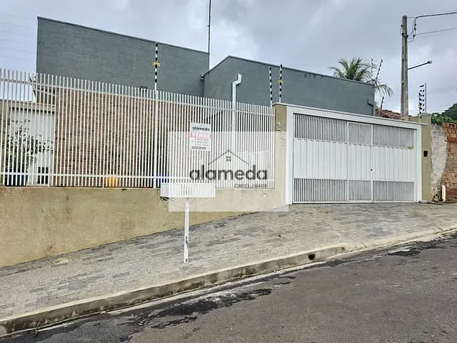 Casa 3 quartos e 4 banheiros, à venda, no bairro PARQUE BELA VISTA em Jacarezinho