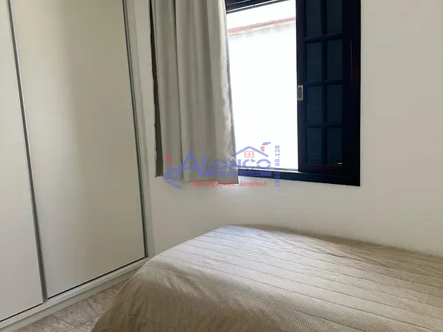 Casa com 188m² 3 quartos e 2 banheiros, à venda, no bairro Jardim das Indústrias em Jacareí