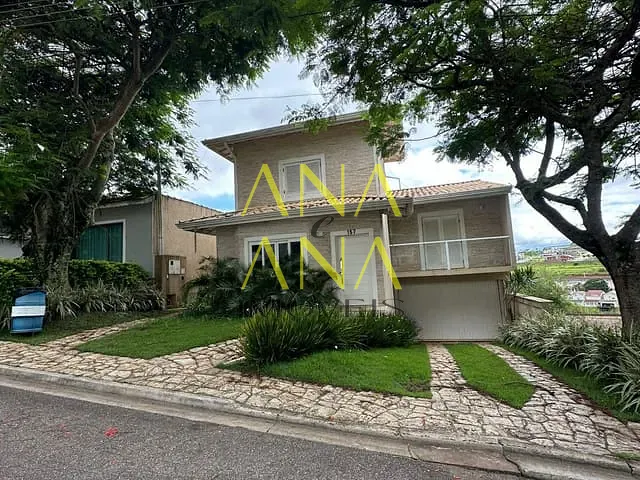Casa 3 quartos e 4 banheiros, para alugar, no bairro Condomínio Residencial Euroville em Bragança Paulista