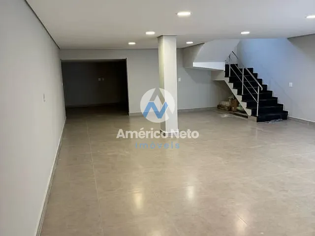 Casa 3 quartos e 2 banheiros, à venda ou para alugar, no bairro Jardim São Caetano em São Caetano do Sul