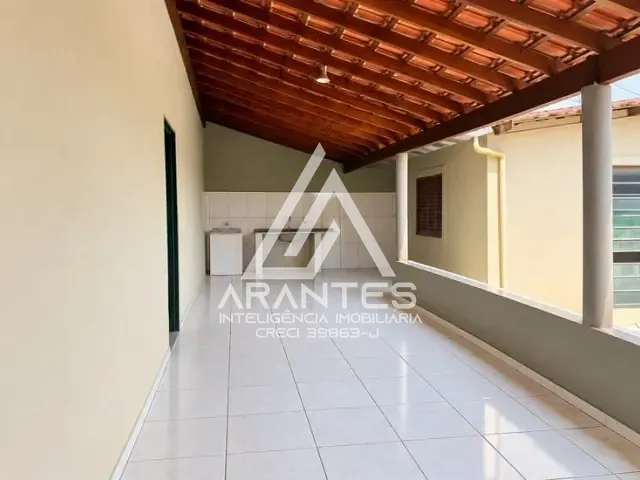 Casa 3 quartos e 1 banheiro, à venda, no bairro Derby Clube em Barretos