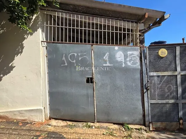 Casa 1 quarto e 1 banheiro, para alugar, no bairro Vila Santana em Valinhos