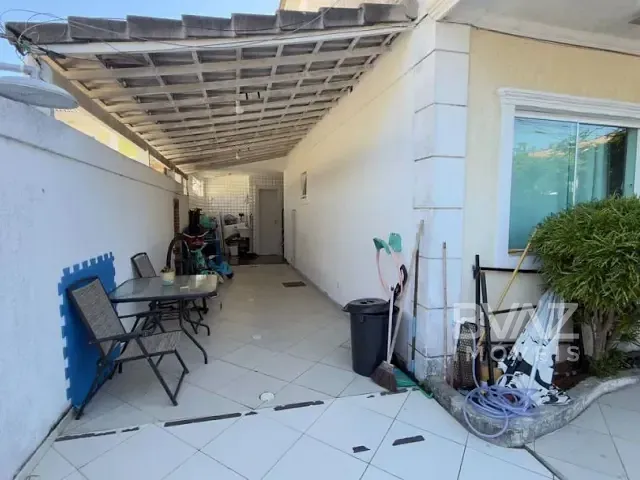Casa com 130m² 3 quartos e 4 banheiros, à venda, no bairro Portinho em Cabo Frio