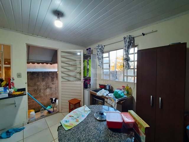 Casa com 216m² 3 quartos e 1 banheiro, à venda, no bairro Jardim Matarazzo em Jaguariaíva
