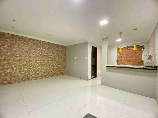 Foto do Casa - Casa duplex 02 Quartos, sendo 01 suíte à Venda, Colônia Santo Antônio, Barra Mansa, RJ | Domus Dei Imobiliária