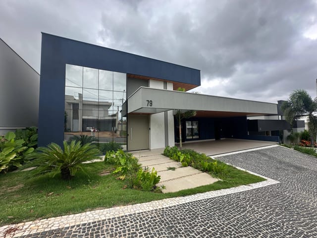 Casa térrea nova e mobiliada - Condomínio Villagio
