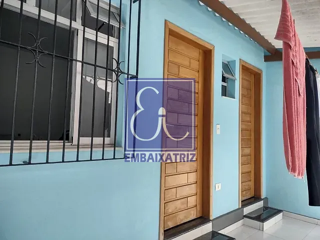 Casa com 240m² 2 quartos e 1 banheiro, à venda, no bairro Monte Castelo em São José dos Campos