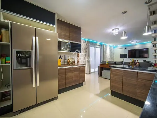 Casa com 118m² 3 quartos e 3 banheiros, para alugar, no bairro CONDOMINIO MODERNITA em Cotia