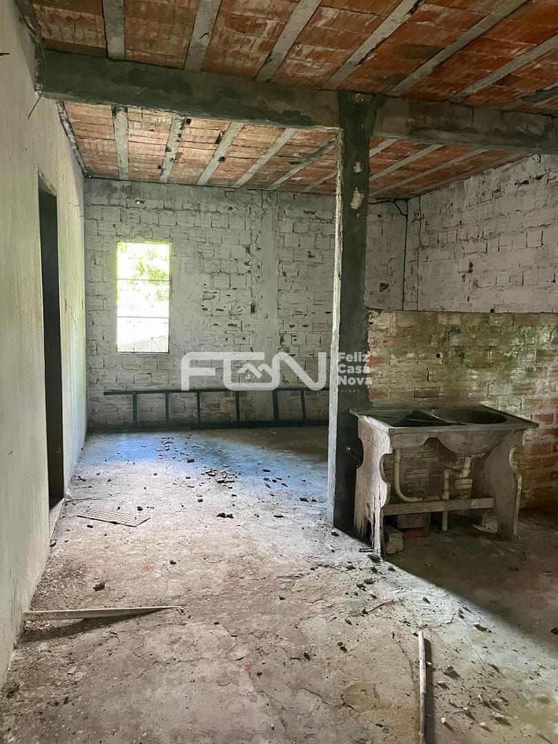 Casa à venda com 3 quartos, 10m² - Foto 22