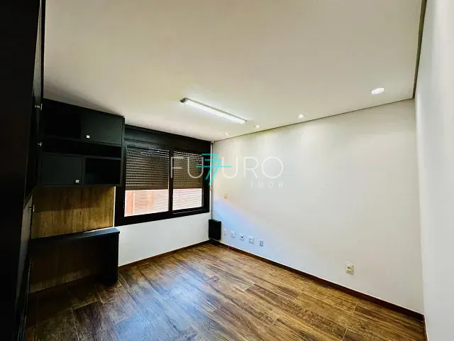 Casa com 690m² 4 quartos e 4 banheiros, para alugar, no bairro Setor Habitacional Jardim Botânico em Brasília