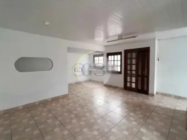 Casa 2 quartos e 2 banheiros, à venda, no bairro Três Vendas em Pelotas