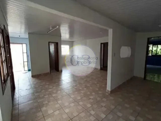 Casa 2 quartos e 2 banheiros, à venda, no bairro Três Vendas em Pelotas