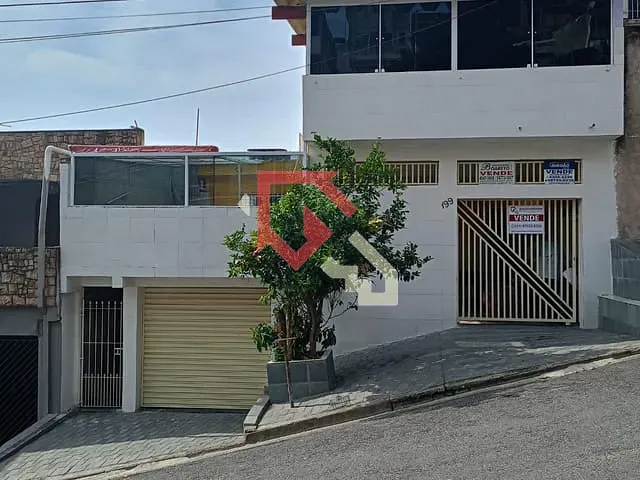 Casa com 201m² 3 quartos e 3 banheiros, à venda, no bairro Jardim Zaira em Mauá
