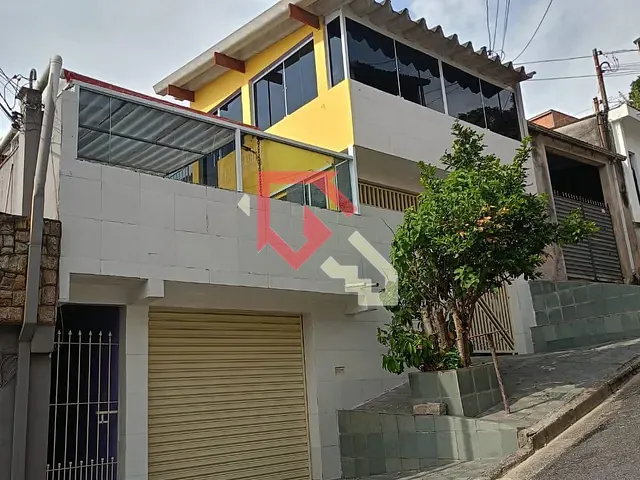 Casa com 201m² 3 quartos e 3 banheiros, à venda, no bairro Jardim Zaira em Mauá