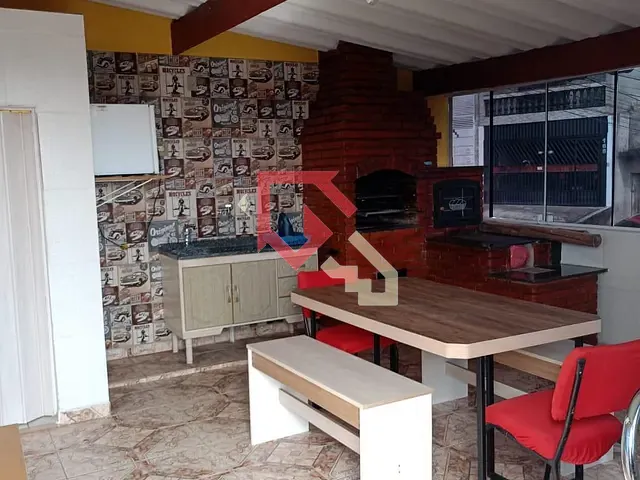 Casa com 201m² 3 quartos e 3 banheiros, à venda, no bairro Jardim Zaira em Mauá