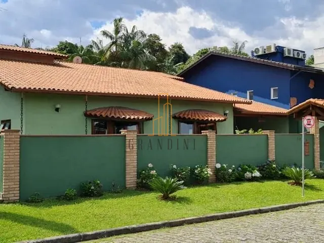 Casa com 472m² 3 quartos e 3 banheiros, à venda, no bairro Balneário Palmira em Ribeirão Pires