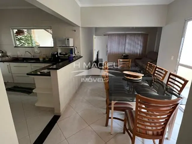 Casa com 250m² 3 quartos e 3 banheiros, à venda, no bairro Bosque de Barão Geraldo em Campinas
