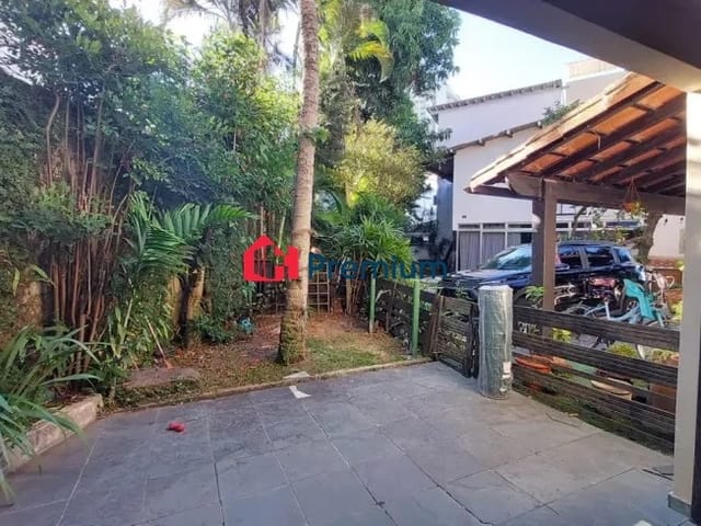 Casa 5 quartos e 3 banheiros, à venda, no bairro Barra da Tijuca em Rio de Janeiro