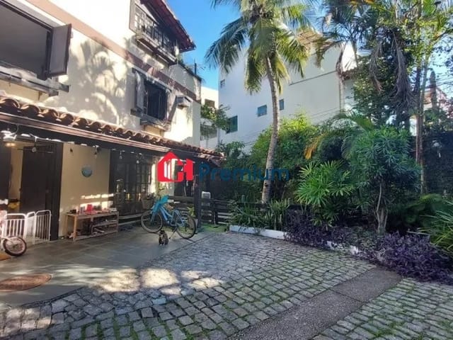 Casa 5 quartos e 3 banheiros, à venda, no bairro Barra da Tijuca em Rio de Janeiro