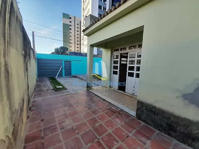 Casa 3 quartos e 1 banheiro, para alugar, no bairro Recreio em Vitória da Conquista