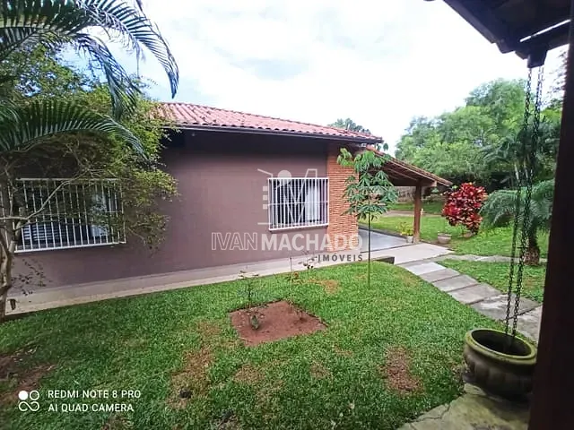 Casa com 1050m² 3 quartos e 2 banheiros, à venda, no bairro São Patrício em Serra
