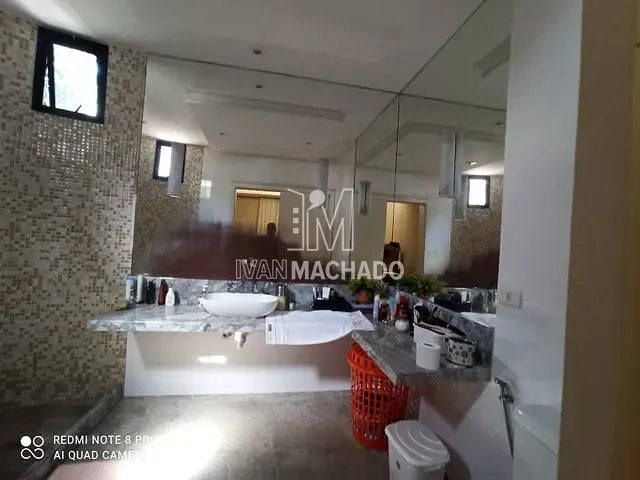 Casa com 1050m² 3 quartos e 2 banheiros, à venda, no bairro São Patrício em Serra