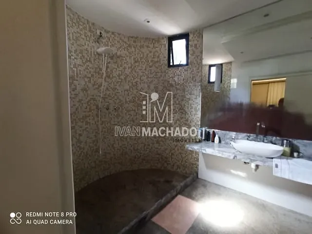Casa com 1050m² 3 quartos e 2 banheiros, à venda, no bairro São Patrício em Serra