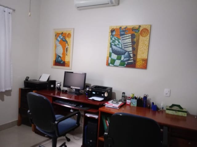 Casa com 384m² 3 quartos e 4 banheiros, à venda, no bairro Jardim Lorena em Valinhos