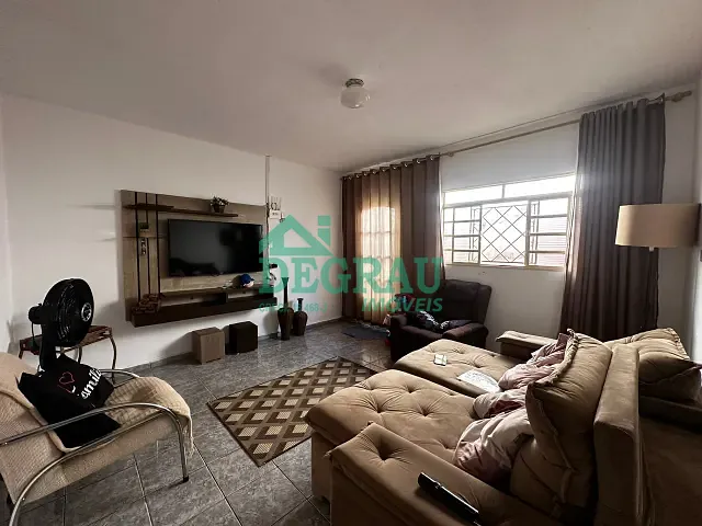 Casa com 165m² 2 quartos e 1 banheiro, à venda, no bairro Jardim Santa Marina em Itapeva