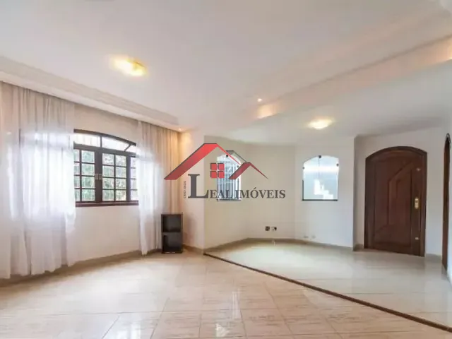 Casa com 160m² 3 quartos e 3 banheiros, à venda, no bairro Parque Jaçatuba em Santo André