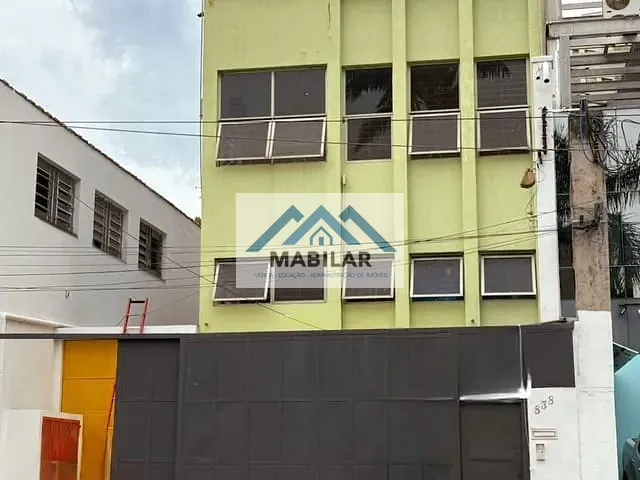 Galpão / Barracão à venda ou para alugar, no bairro Vila Albertina em São Paulo