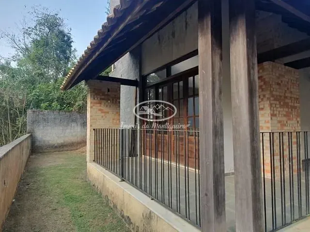 Casa 1 quarto e 2 banheiros, à venda, no bairro Fazendinha (Penedo) em Itatiaia