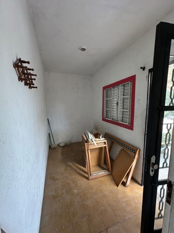 Casa com 250m² 3 quartos e 1 banheiro, à venda, no bairro Jardim Copacabana em Jundiaí