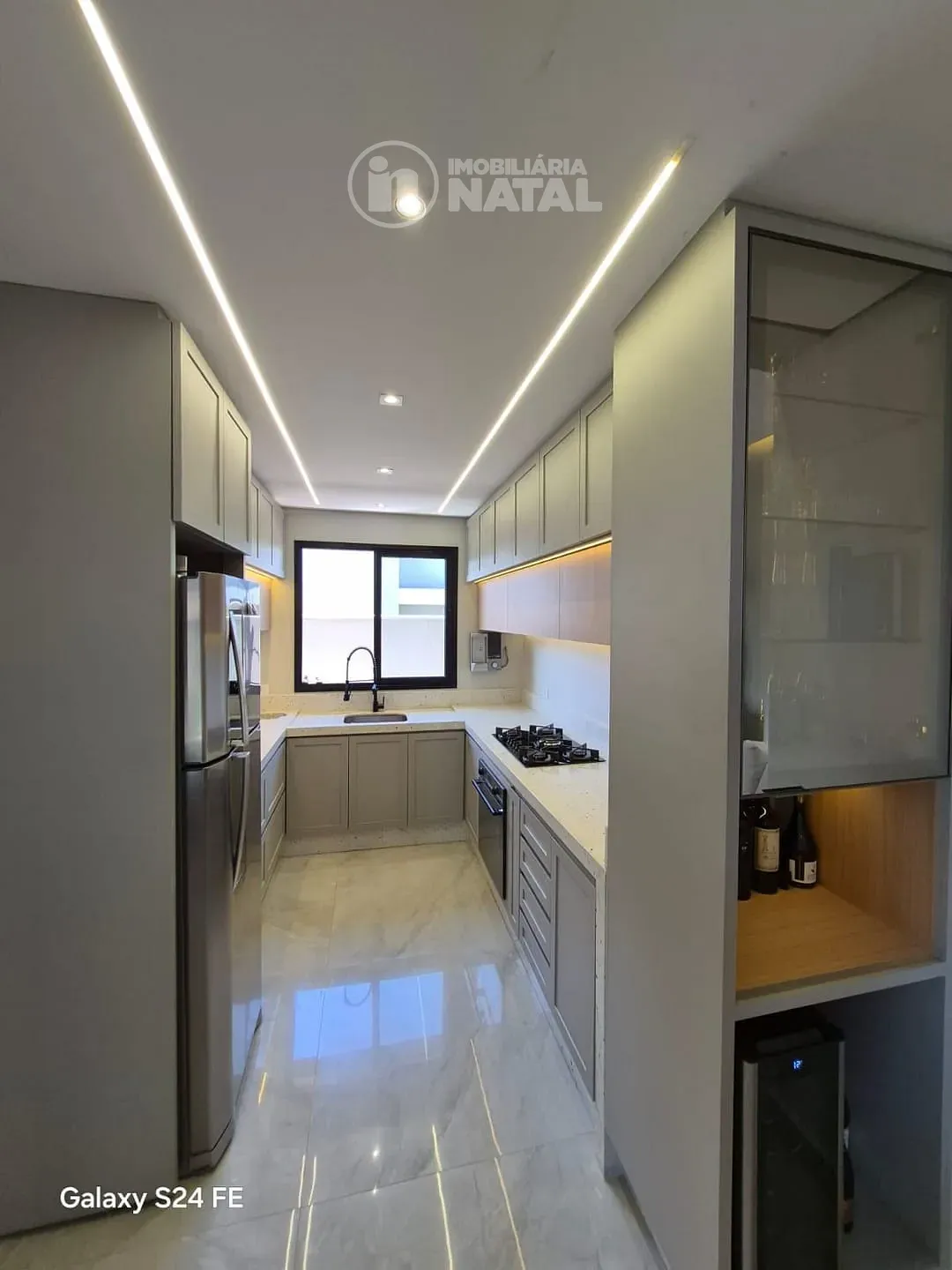 Casa, 3 quartos, 210 m² - Foto 8