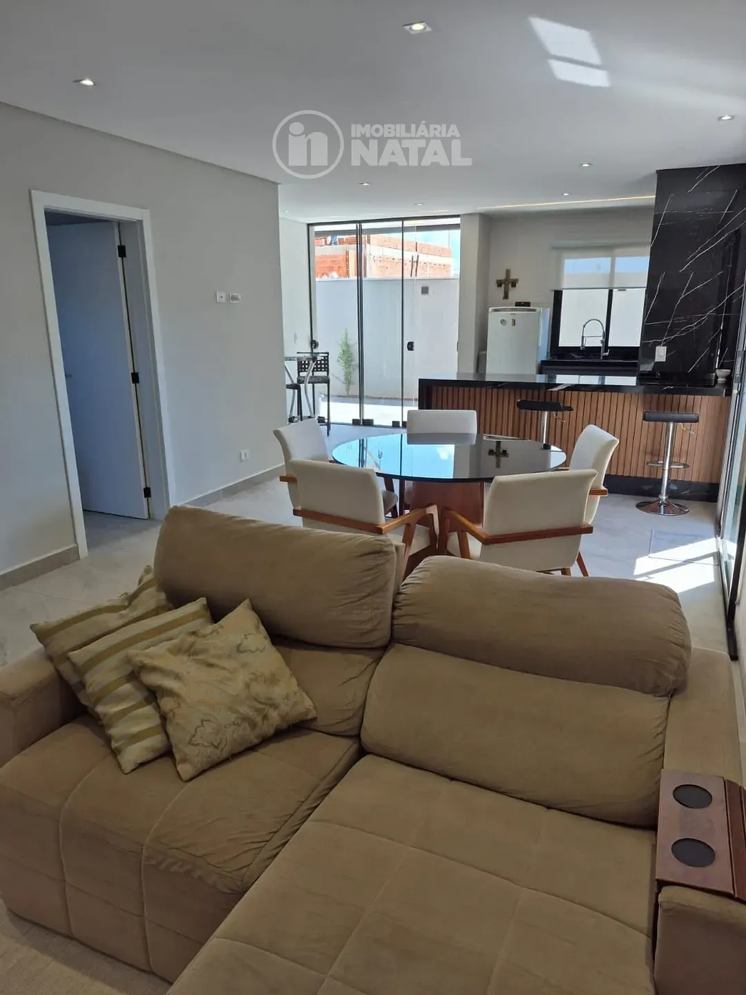 Casa, 3 quartos, 210 m² - Foto 11