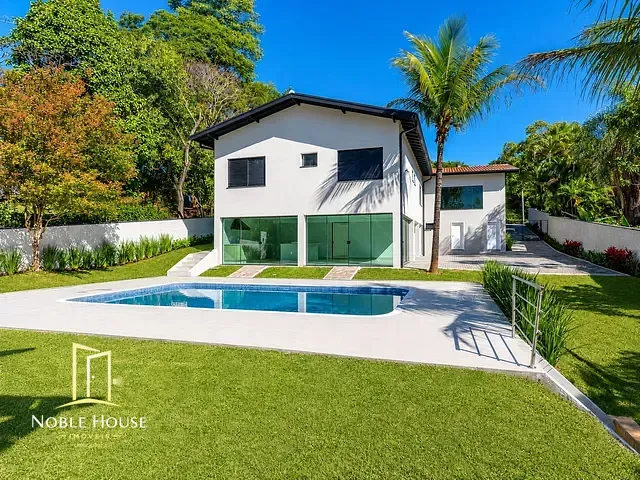 Casa com 800m² 4 quartos e 4 banheiros, à venda, no bairro Marambaia em Vinhedo