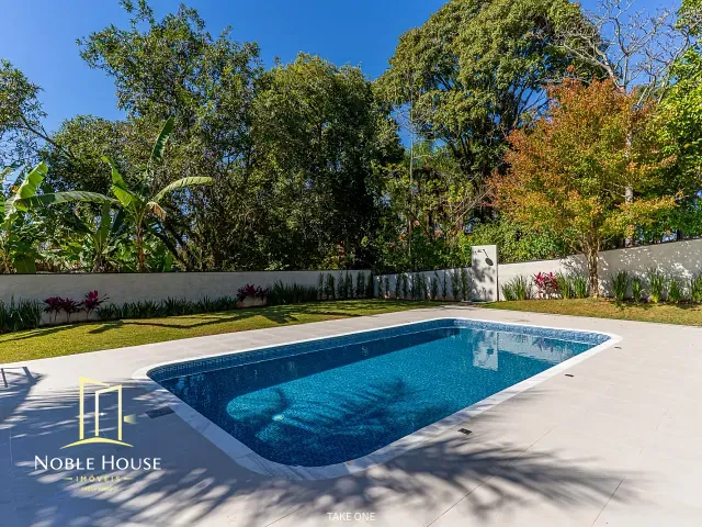 Casa com 800m² 4 quartos e 4 banheiros, à venda, no bairro Marambaia em Vinhedo