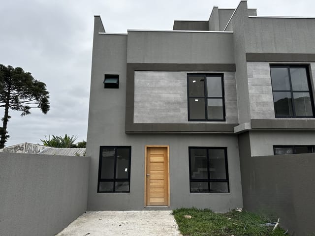 Foto do Casa - Espaçoso e Ensolarado Sobrado Triplex com Amplo Terraço e Quintal, 3 quartos sendo 1 suíte | Auze Imóveis