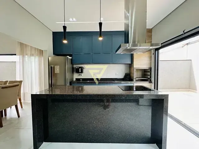 Casa com 300m² 3 quartos e 2 banheiros, à venda, no bairro Portal da Mata em Ribeirão Preto