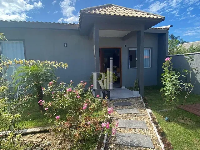 Casa com 300m² 3 quartos e 2 banheiros, à venda, no bairro joaia em Tijucas