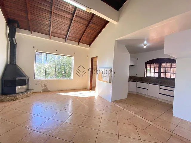 Casa 4 quartos e 4 banheiros, à venda ou para alugar, no bairro Morada do Sol em Ijuí